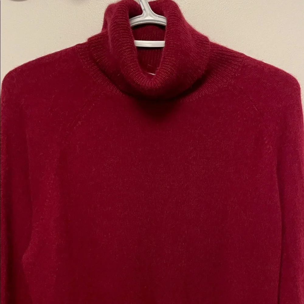 White + Warren Burgundy Cashmere Turtleneck Sweater Size Large - Picture 3 of 10